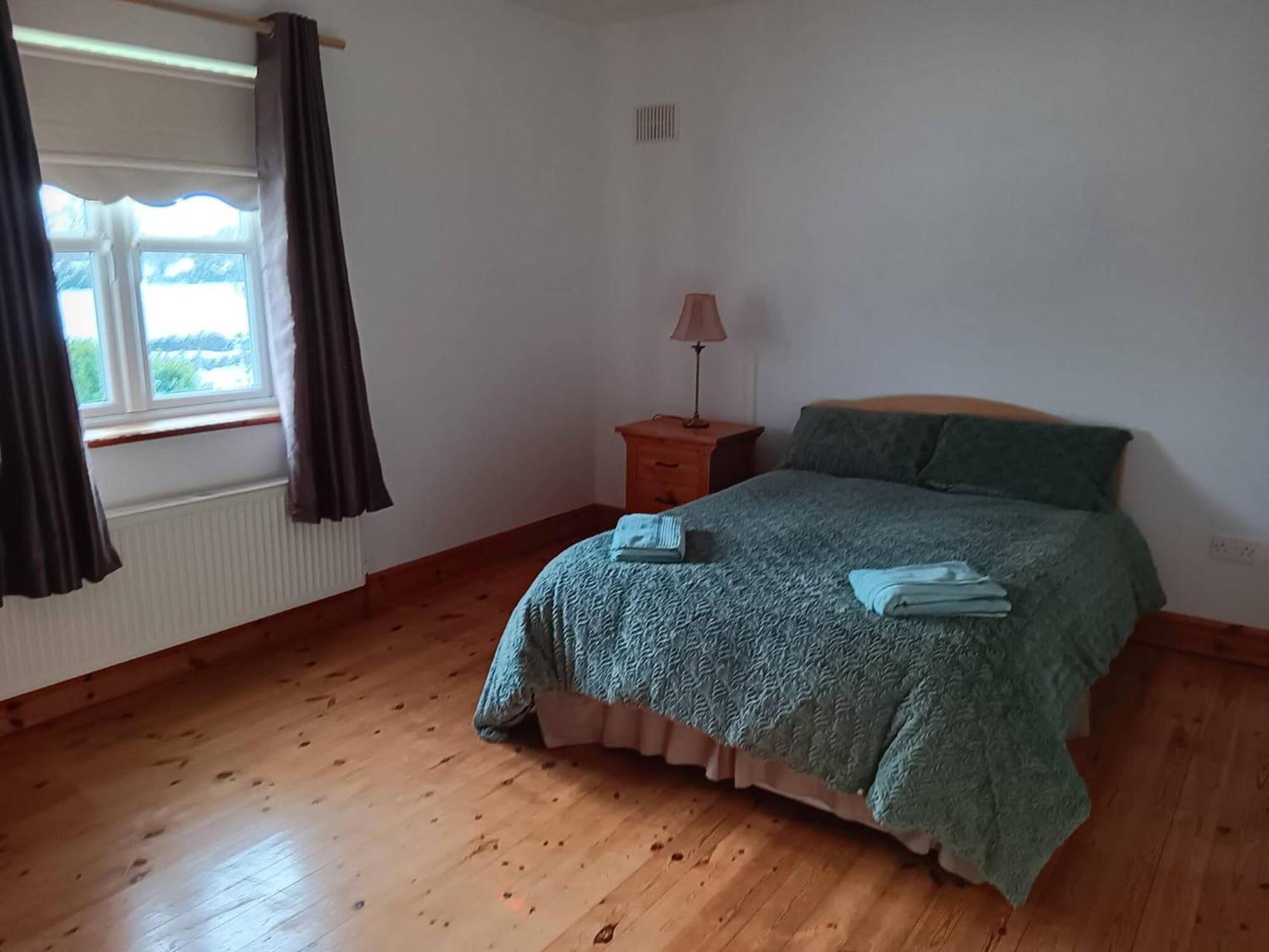 In Guest - 4, Williamstown, Ireland *